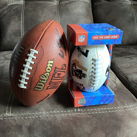 Steelers Mini Football - Picture 5 of 5